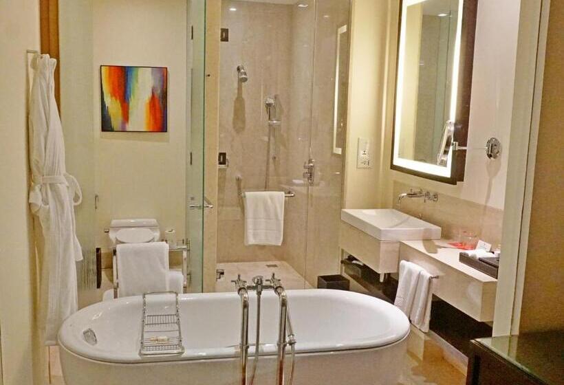 家庭间, Trident Hyderabad