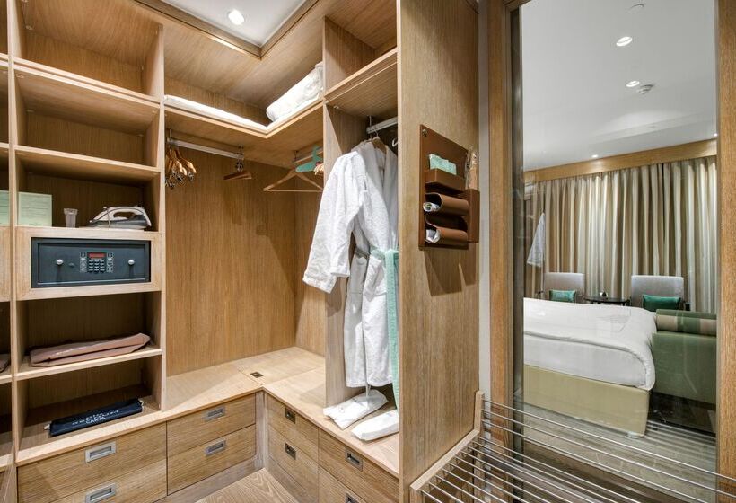 标准间, Regnum Carya