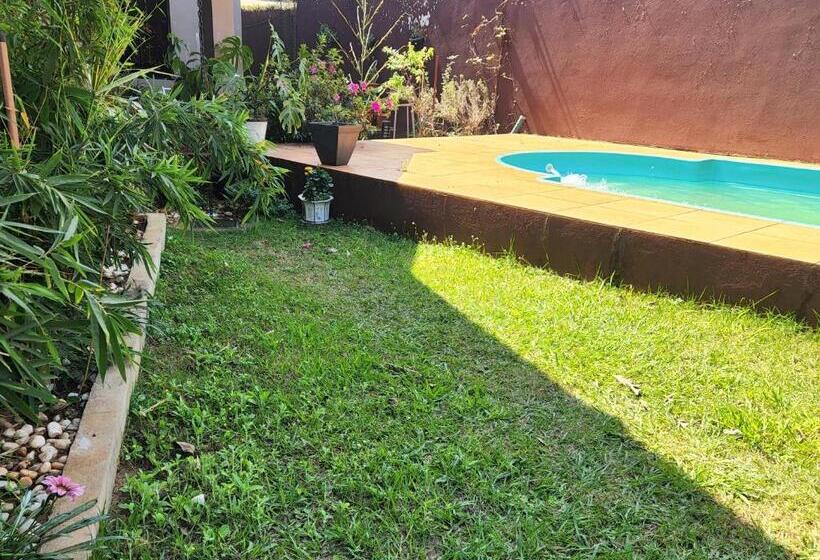 آپارتمان 1 خوابه همکف, Ivy House Apart