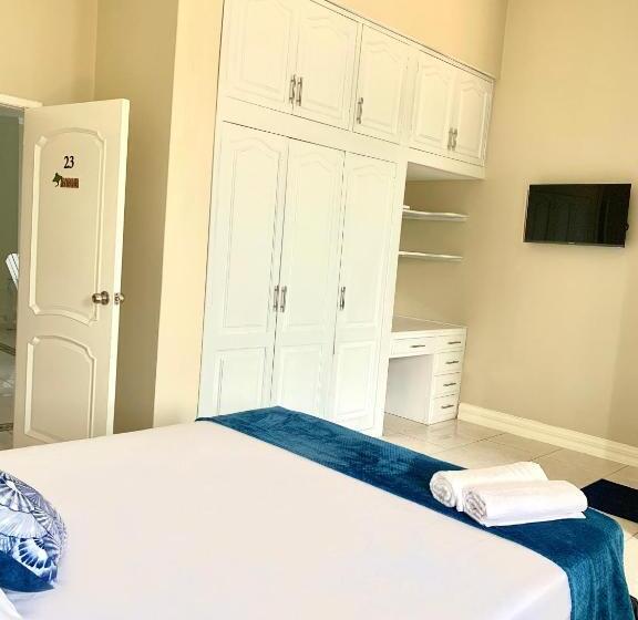 高级大房间, Reef Hostel Manta