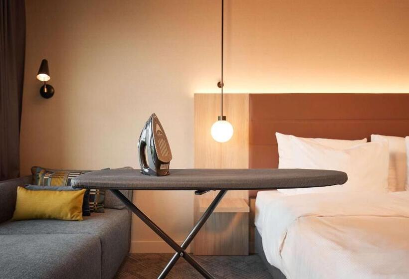 استودیوی استاندارد, Adina Apartment Hotel Stuttgart