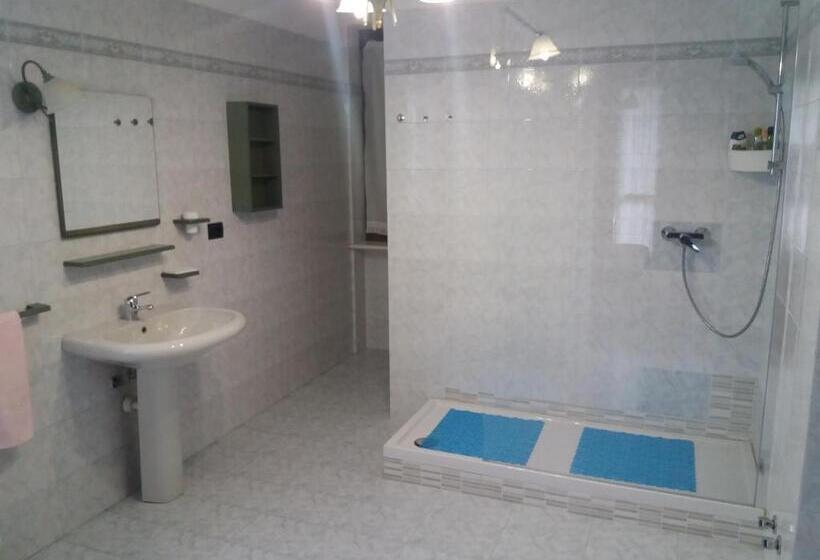 Номер Стандарт, I Pini B&b