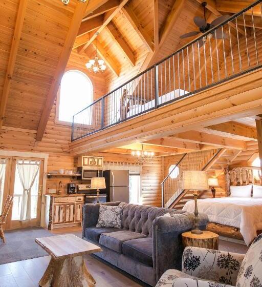 デラックススイート, Coblentz Country Lodge By Amish Country Lodging