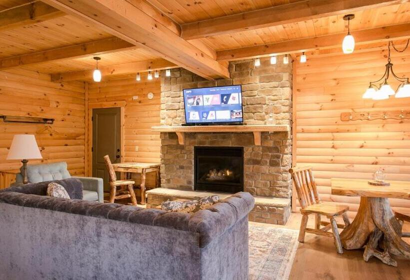 스위트 킹사이즈 침대, Coblentz Country Lodge By Amish Country Lodging