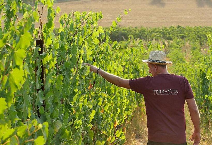 Апартаменты 1 Спальня Вид на Сад, Terravita Winery & Boutique Apartments