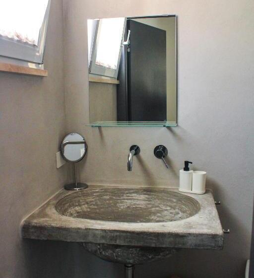 اتاق استاندارد چهارنفره با چشم‌انداز باغ, Villa Aries   Rural Chic Experience