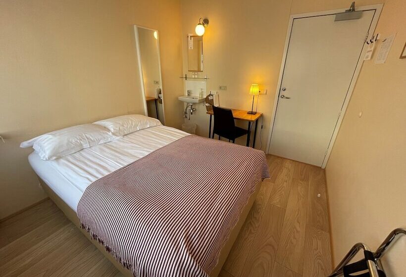 اتاق یک نفره پایه با سرویس بهداشتی مشترک, Guesthouse Sunna