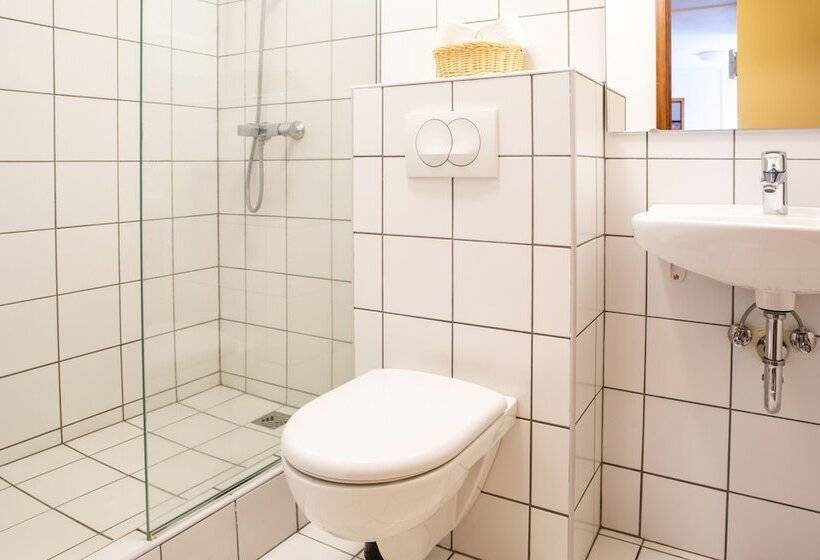 اتاق پایه با سرویس بهداشتی مشترک, Guesthouse Sunna