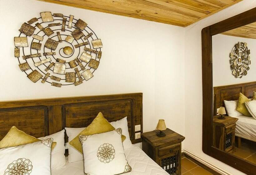 Дом 3 Спальни, Casa Sant Grau 2