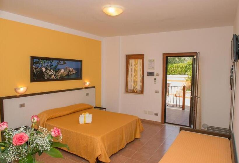 اتاق راحتی سه تخته, Villa Fenice Bed & Breakfast