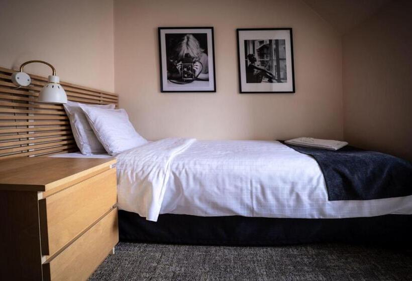 اتاق استاندارد یک نفره, Miatorp Hotell