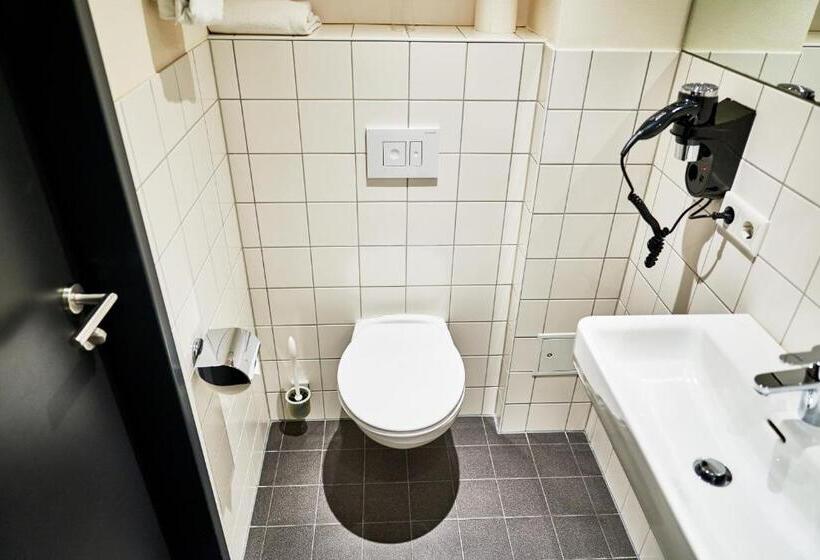اتاق عادی یک تخته, Mcdreams Hotel München   Messe