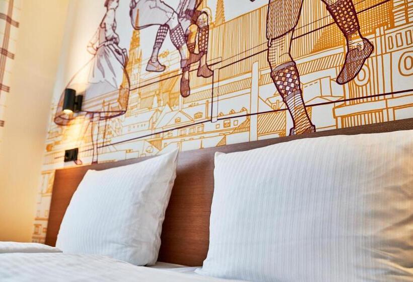 اتاق استاندارد سه نفره, Mcdreams Hotel München   Messe
