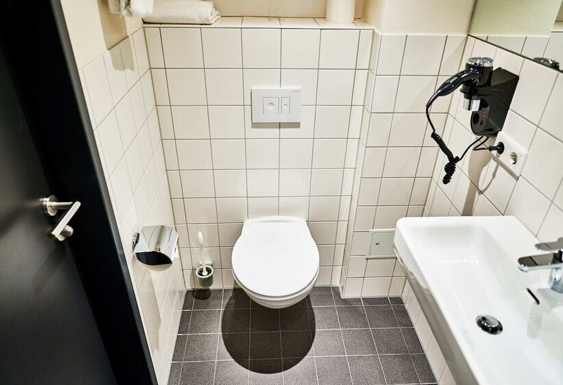 اتاق کلاس بیزنس, Mcdreams Hotel München   Messe