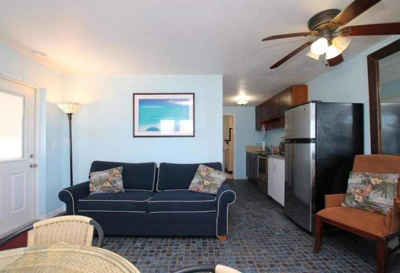 Люкс, Sunset Cove Beach Resort