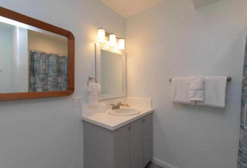 Дом 1 Спальня, Sunset Cove Beach Resort