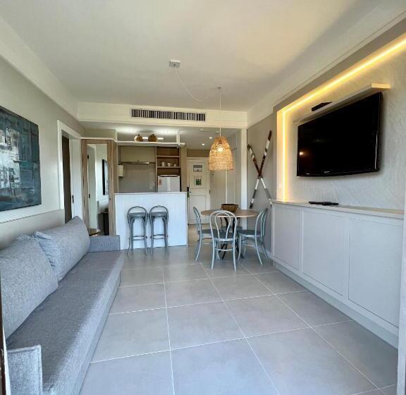 带海景的复工套房, Jurerê Beach Village   Suíte