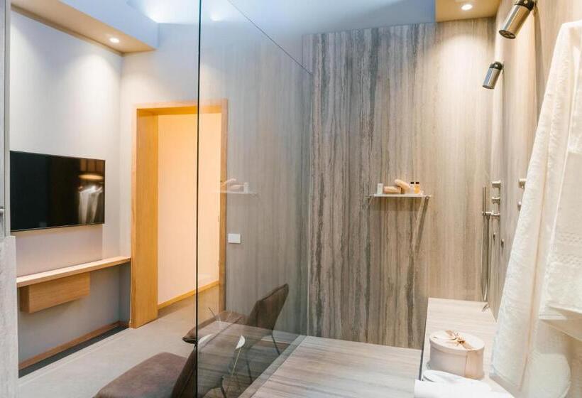 اتاق لوکس, Etnea Suite 270