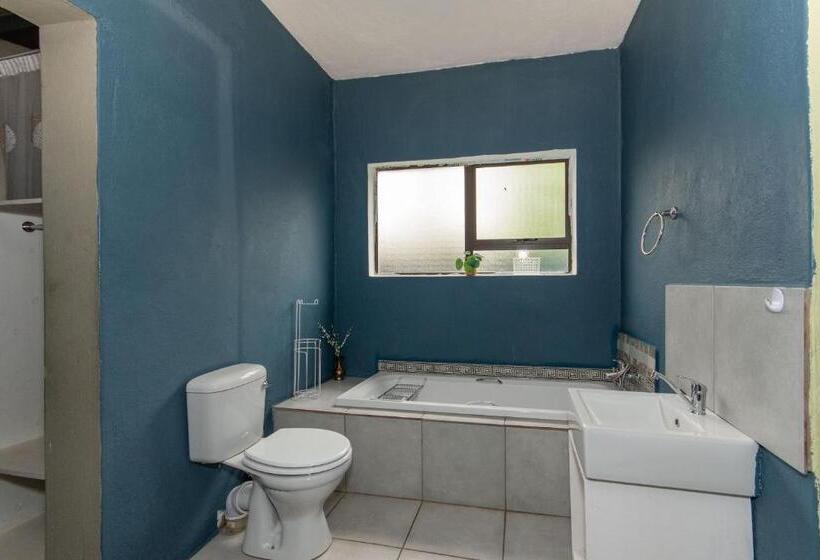 Номер Стандарт Вид на Сад, Woodpeckers Guest House