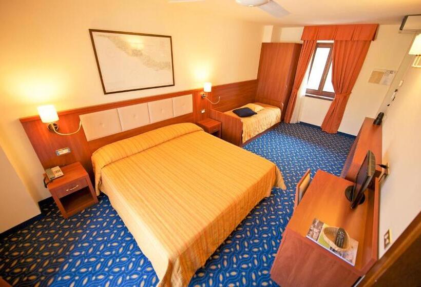 Номер Стандарт, Lake Hotel Benaco