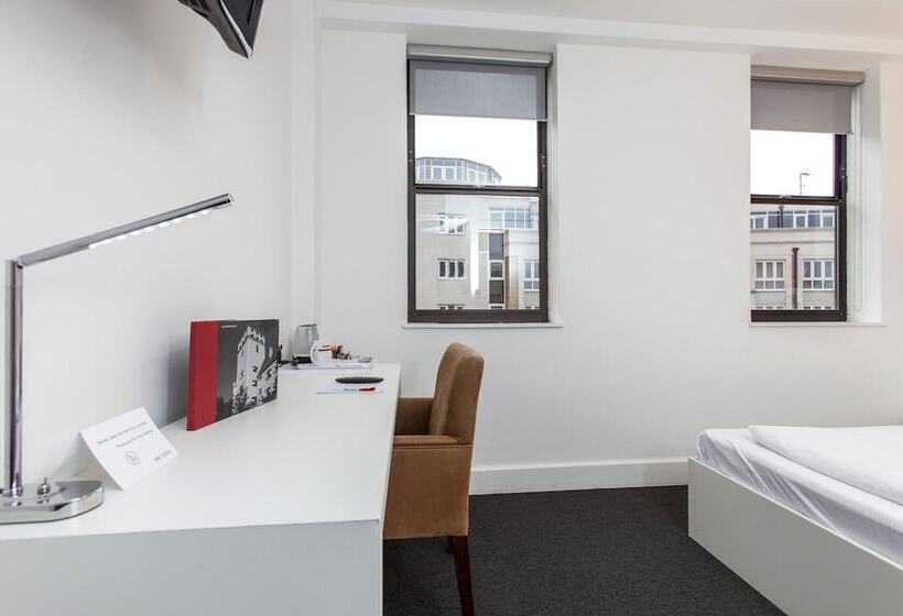 חדר סטנדרט, Mk Hotel London