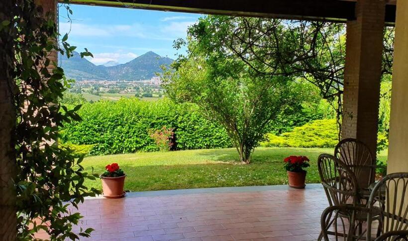 Standard Room, Agriturismo Tognoloni
