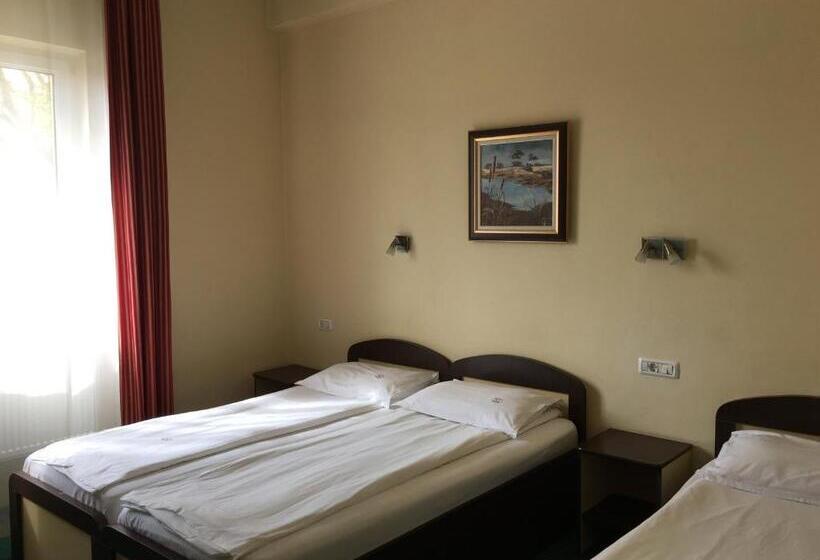 Четырехместный Номер Классик, Motel Kilometrul Zero