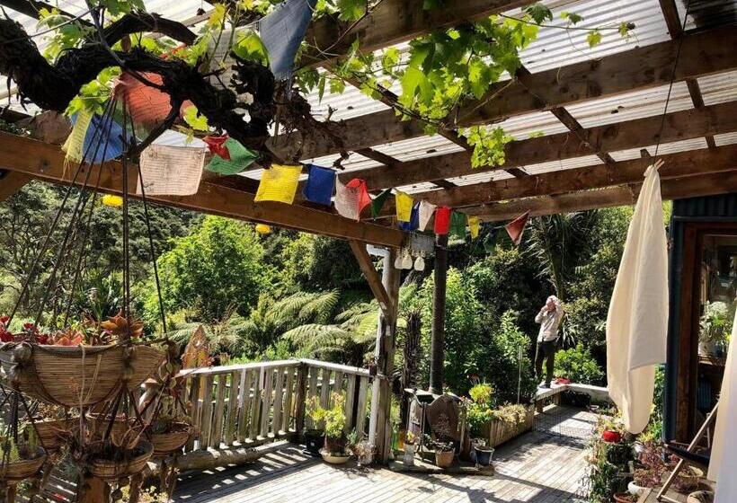 복층 룸 퀸 침대, Waiheke Island Guesthouse