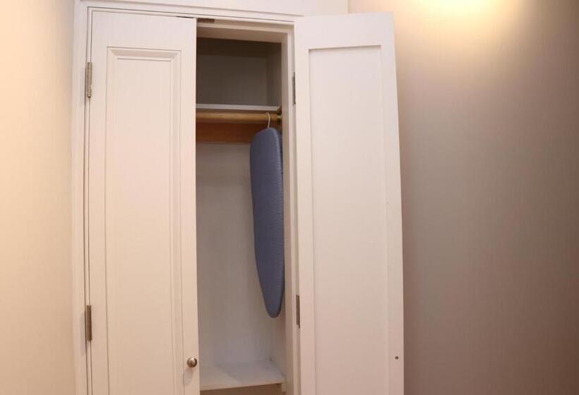 Студия Стандарт, Charming & Stylish Studio On Beacon Hill #11