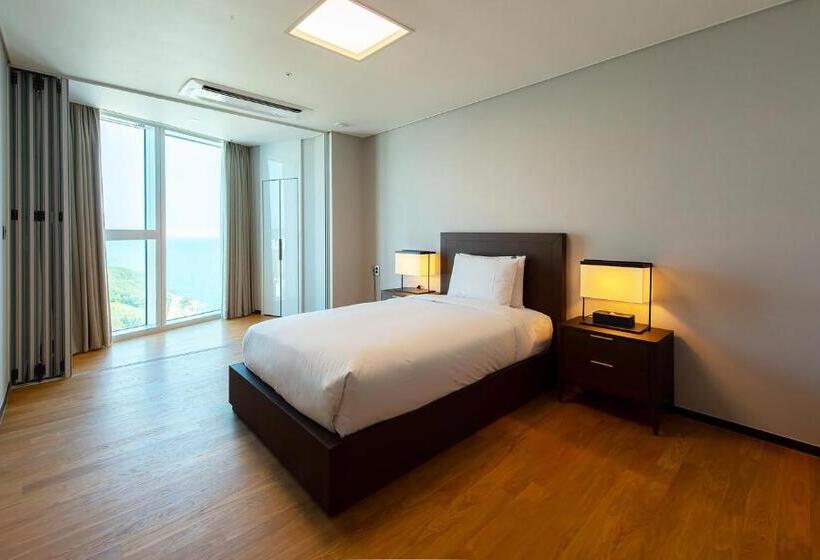 Family Suite, Lct Residence