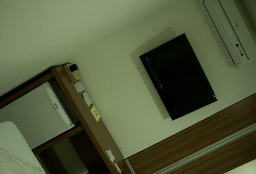 디럭스 트리플 룸, Bombonato Hotel   Fácil Acesso Ao Aeroporto E Parque De Exposições Abcz   By Up