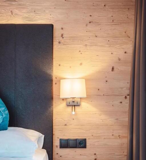 Номер Deluxe, Das Berghotel   Plan De Gralba