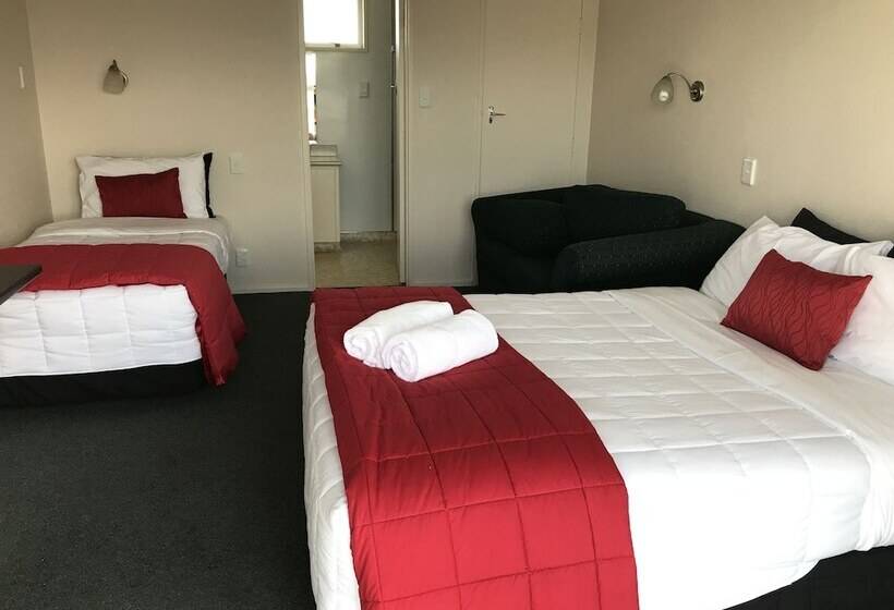 Студия Стандарт, Ascot Oamaru Motel