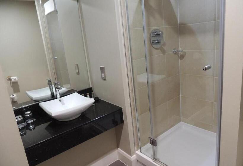 اتاق استاندارد یک نفره, Rox Hotel Aberdeen By Compass Hospitality
