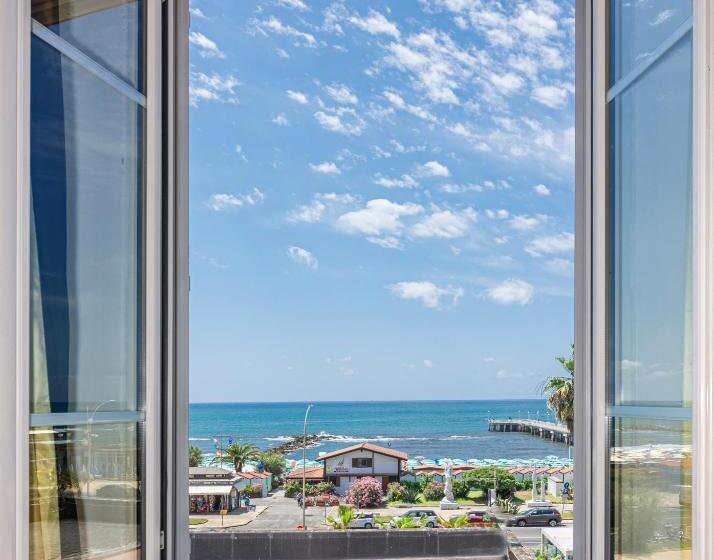 Triple Room Sea View, Tirreno