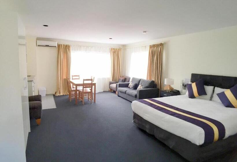 デラックススタジオ, Royal Park Lodge