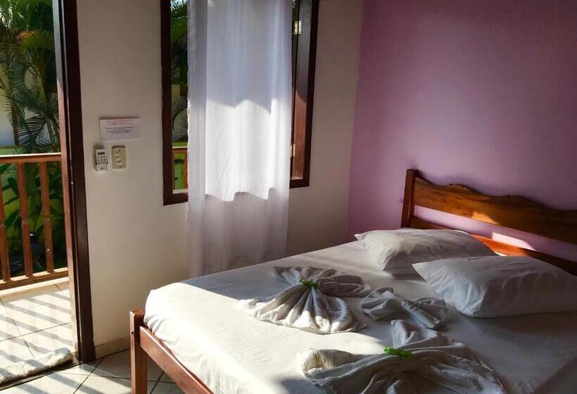 اتاق استاندارد چهار تخته, Pousada Casa Do Mar