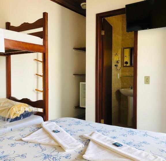 اتاق استاندارد چهار تخته, Pousada Casa Do Mar