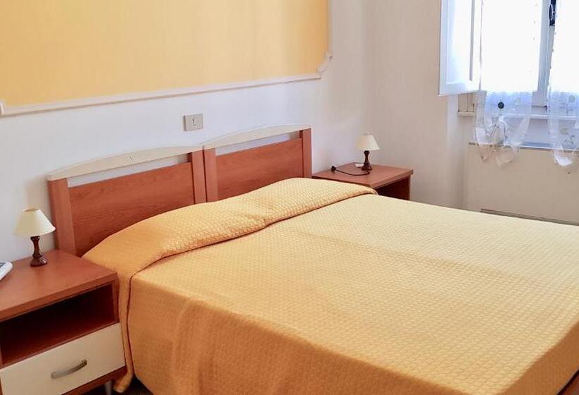 スタンダードルーム, Albergo Natucci