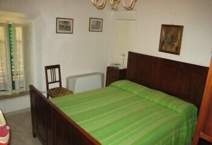 スタンダードルーム, Albergo Natucci