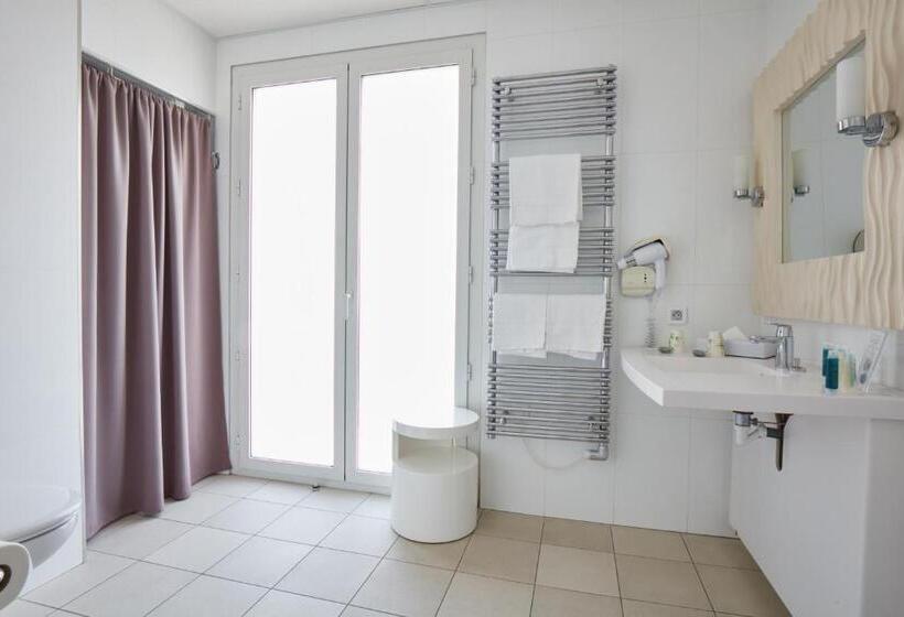 Номер Стандарт с доступом в Спа, Kastel & Spa Avec Piscine D Eau De Mer Chauffee