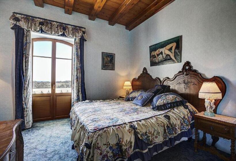 Люкс Вид на Море, Le Château De Mei Lese