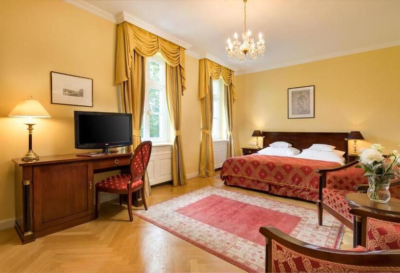 Номер Superior, Castle Hotel Grof Degenfeld Superior