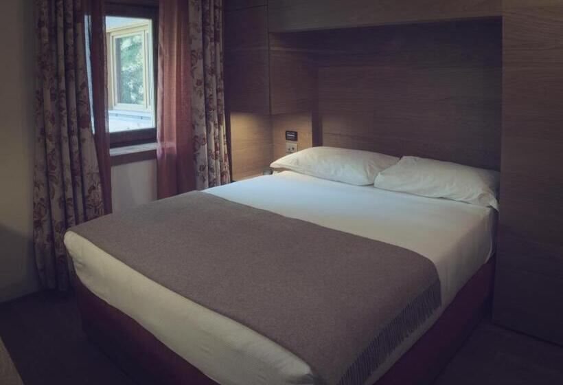 اتاق استاندارد یک نفره, Chalet Eden Eco Hotel, Restaurant & Wellness