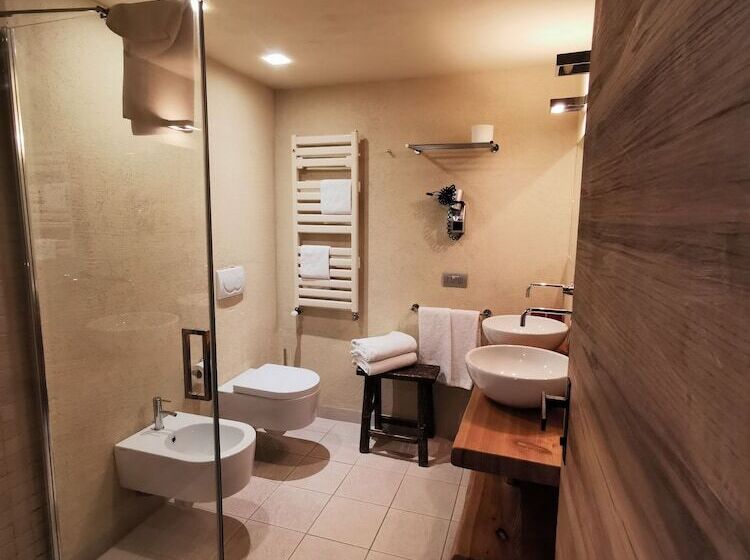 سوییت, Chalet Eden Eco Hotel, Restaurant & Wellness