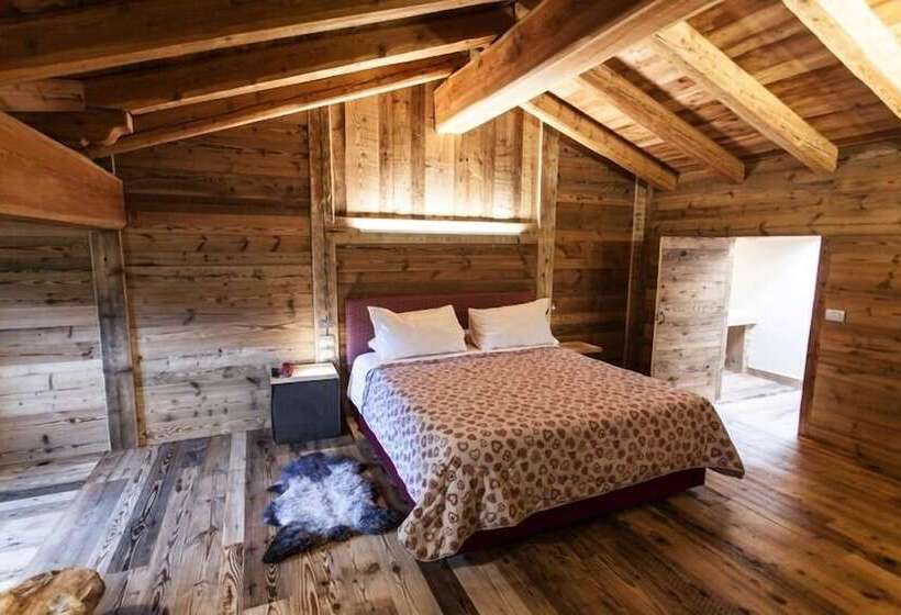 Deluxe Suite King Bed, Chalet Eden Eco Hotel, Restaurant & Wellness