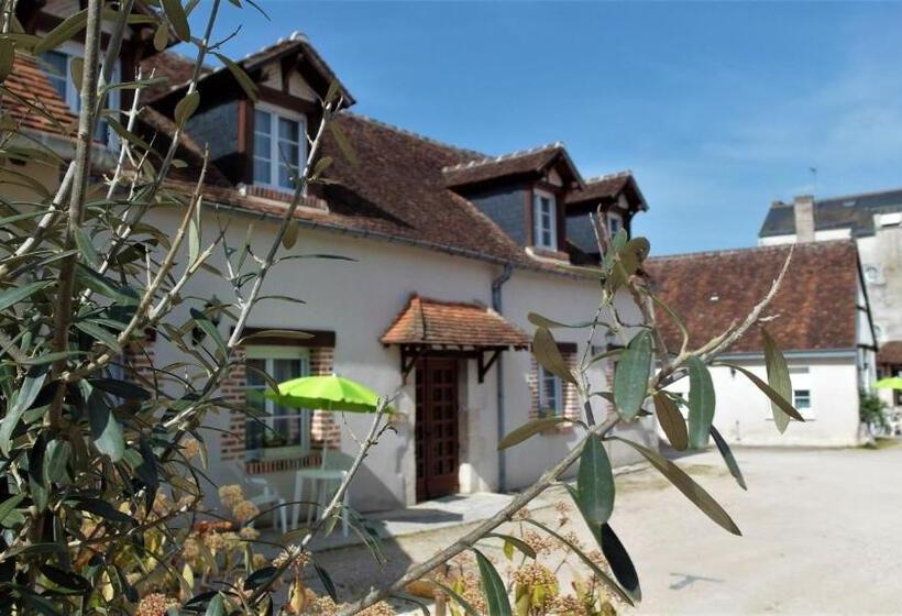 Номер Стандарт, Logis Hôtel Du Cygne