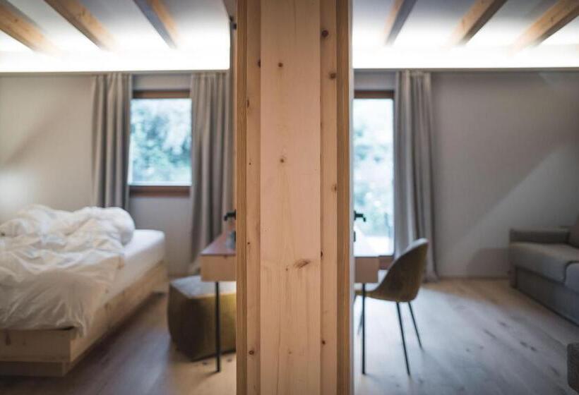 Полулюкс с Балконом, Kronplatz Resort Berghotel Zirm