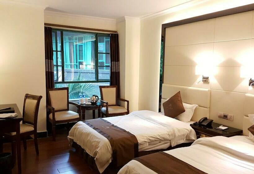 Quarto Estandar, Grand Villa