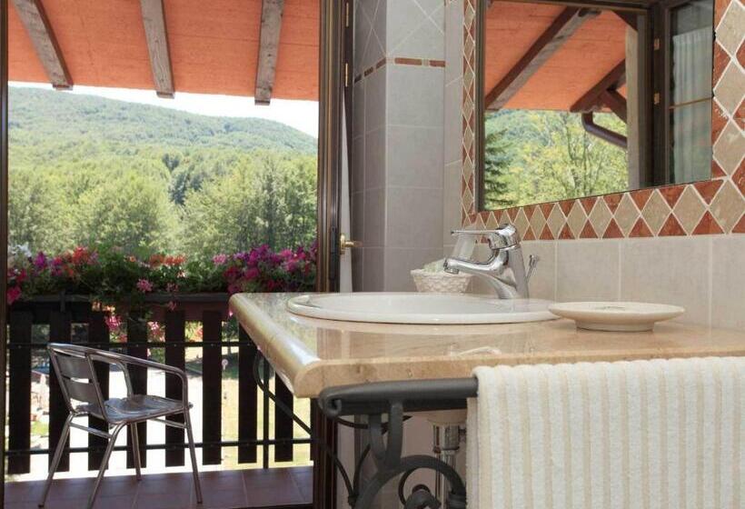 Номер Deluxe, Albergo Le Macinaie  Monte Amiata